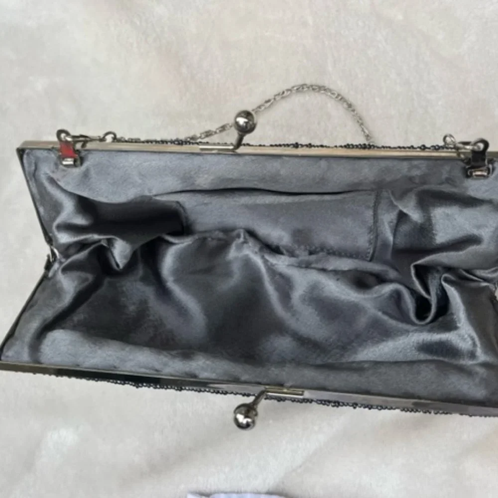 Beaded Clutch - Picture 2 of 3